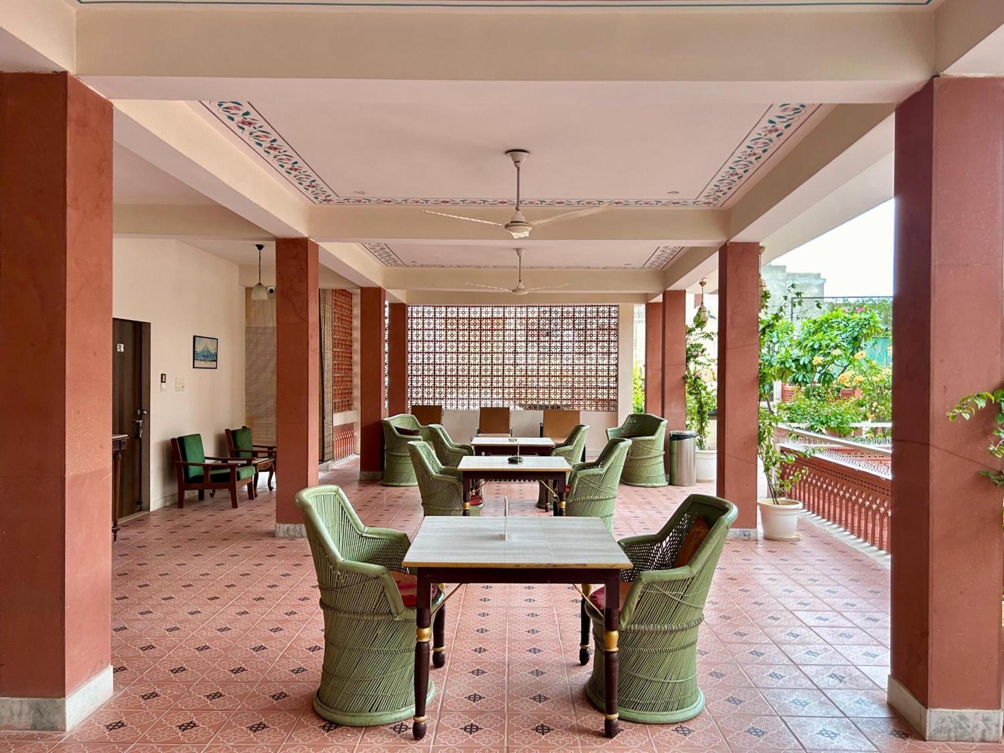 Hotel Suryaa - A Boutique Heritage 4*